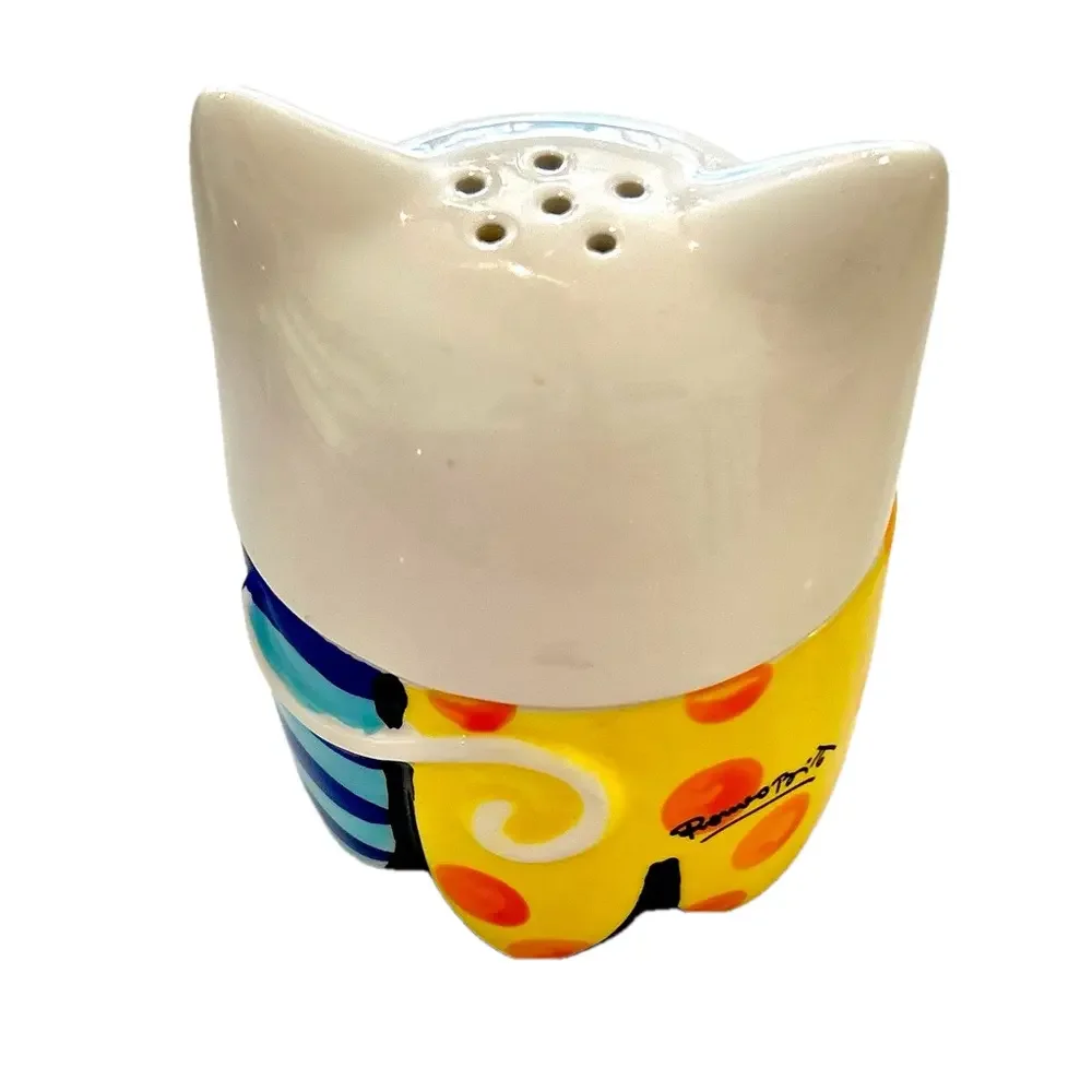 Romero Britto Cat Stacking Salt & Pepper Shakers Collectible Artist Decor
